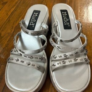 MUDD platform sandals, size 8.5